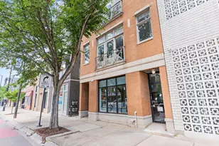 2052 W Chicago Ave, Chicago, IL 60622 - Photo 1