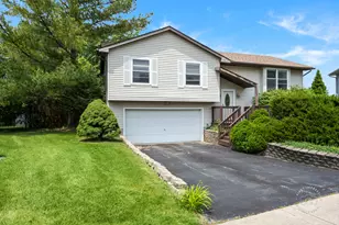 1340 Ironwood Ct, Aurora, IL 60506 - Photo 1