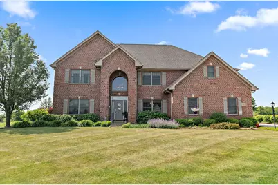 17419 Granite Drive, Marengo, IL 60152 - Photo 1