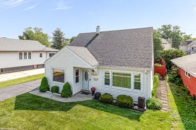 9619 S 53rd Avenue, Oak Lawn, IL 60453 - Photo 1