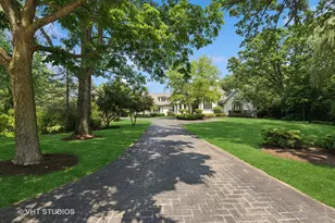 1310 Gavin Ct, Lake Forest, IL 60045 - Photo 1