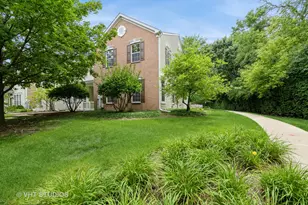 378 S Litchfield Dr, Round Lake, IL 60073 - Photo 1