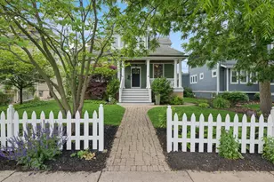 625 Park Ave, Wilmette, IL 60091 - Photo 1