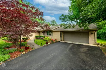 641 E Belmont Avenue, Addison, IL 60101 - Photo 1