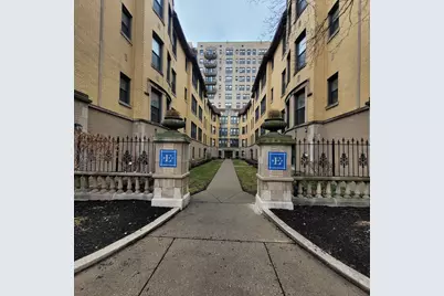 5501 S Everett Avenue #2W, Chicago, IL 60637 - Photo 1