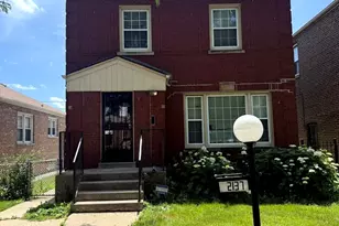 2137 E 90th St, Chicago, IL 60617 - Photo 1