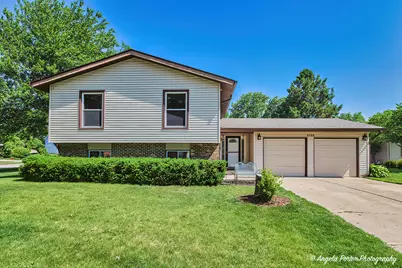 5108 Cambridge Drive, McHenry, IL 60050 - Photo 1