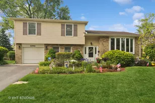1353 E Joan Dr, Palatine, IL 60074 - Photo 1