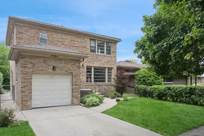 5424 N Virginia Avenue, Chicago, IL 60625 - Photo 1