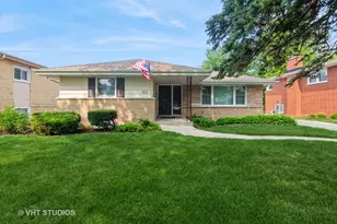 428 S Phelps Ave, Arlington Heights, IL 60004 - Photo 1