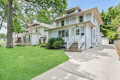 4904 Middaugh Avenue, Downers Grove, IL 60515 - Photo 1