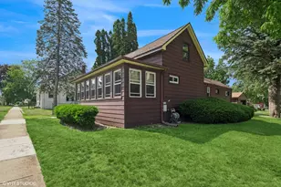 493 Exchange Street E, Sycamore, IL 60178 - Photo 1