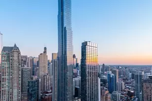 14 W Superior St, Chicago, IL 60654 - Photo 1