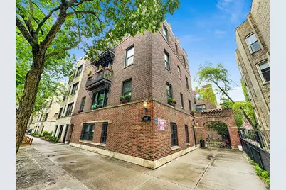 643 W Roscoe Street #C1, Chicago, IL 60657 - Photo 1