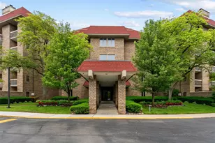 1250 Rudolph Rd, Northbrook, IL 60062 - Photo 1