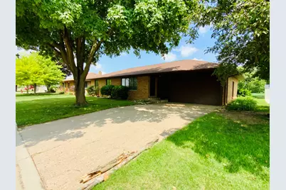 1709 Sunset Drive, Peru, IL 61354 - Photo 1