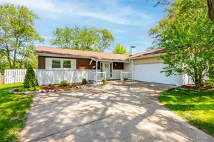 806 71st St, Darien, IL 60561 - Photo 1