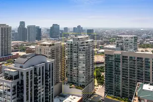 653 N Kingsbury St, Chicago, IL 60654 - Photo 1