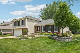 5085 Dukesberry Ln, Hoffman Estates, IL 60010 - Photo 1