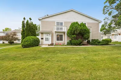 1645 Cornell Drive #20C, Hoffman Estates, IL 60169 - Photo 1