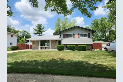 624 Maple Avenue, Lisle, IL 60532 - Photo 1