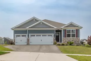 738 Kentshire Cir, Elgin, IL 60124 - Photo 1