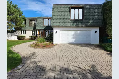 501 Kingston Boulevard, McHenry, IL 60050 - Photo 1