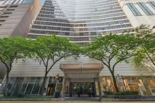 110 E Delaware Pl, Chicago, IL 60611 - Photo 1