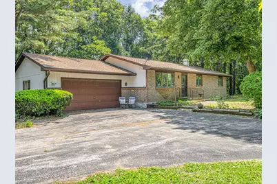 3621 Baxter Road, Rockford, IL 61109 - Photo 1