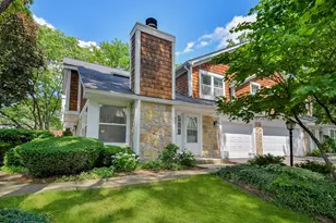 1941 Gresham Cir, Wheaton, IL 60189 - Photo 1