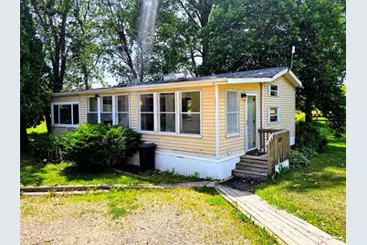 182 Windward Drive, Lakemoor, IL 60051 - Photo 1