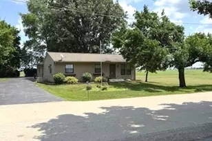 12238 Lisbon Rd, Newark, IL 60541 - Photo 1