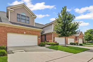 3733 King George Ln, Saint Charles, IL 60174 - Photo 1