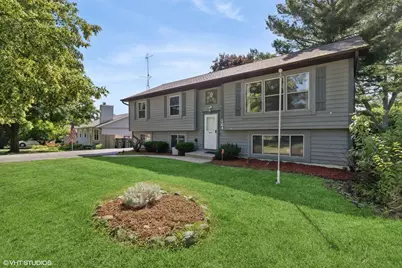 264 Maplewood Drive, Antioch, IL 60002 - Photo 1