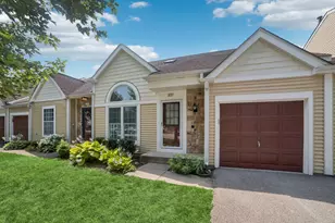 2125 Teton Pkwy, Algonquin, IL 60102 - Photo 1