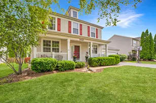 2420 Columbia Ln, Montgomery, IL 60538 - Photo 1