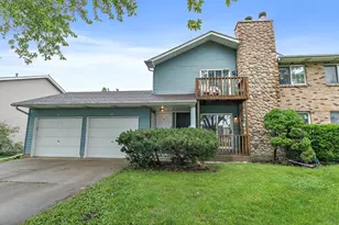 221 Barb Blvd, Dekalb, IL 60115 - Photo 1