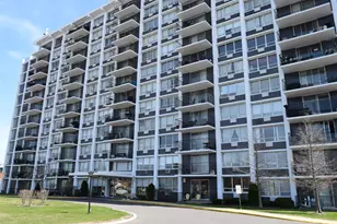 8815 W Golf Rd, Niles, IL 60714 - Photo 1