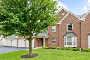 2849 Meadow Ln, Schaumburg, IL 60193 - Photo 1