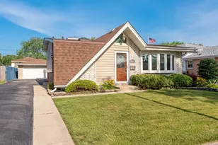 11718 S Carolyn Ln, Alsip, IL 60803 - Photo 1