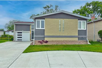 9810 N Lauren Lane, Niles, IL 60714 - Photo 1