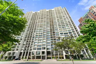 3200 N Lake Shore Dr, Chicago, IL 60657 - Photo 1