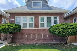 4936 S Karlov Ave, Chicago, IL 60632 - Photo 1