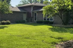 77 E Garden Ave, Palatine, IL 60067 - Photo 1