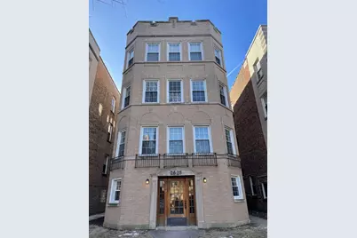 2625 W Greenleaf Avenue, Chicago, IL 60645 - Photo 1