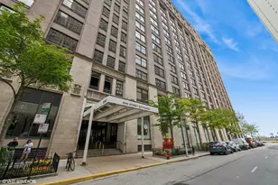 680 N Lake Shore Dr, Chicago, IL 60611 - Photo 1