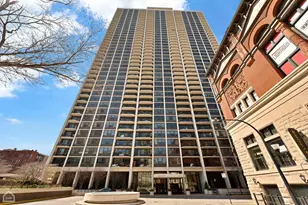 1560 N Sandburg Terrace, Chicago, IL 60610 - Photo 1