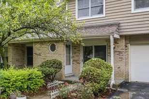 1959 Lancaster Ct, Naperville, IL 60565 - Photo 1