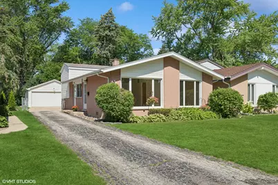 1114 S Mitchell Avenue, Arlington Heights, IL 60005 - Photo 1