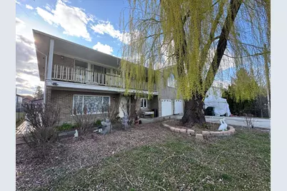 9344 N Lincoln Avenue, Niles, IL 60714 - Photo 1